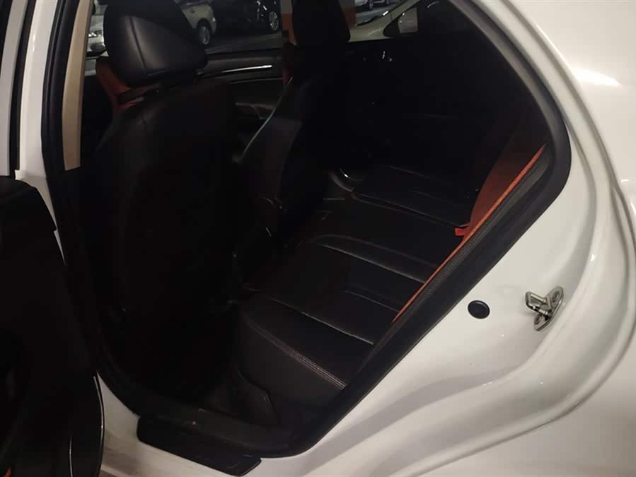 BYD e5 2016 #12 BYD e5 2016 car image #12