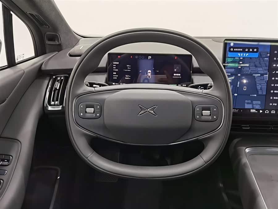 Xpeng P7+ 2024 car image #12
