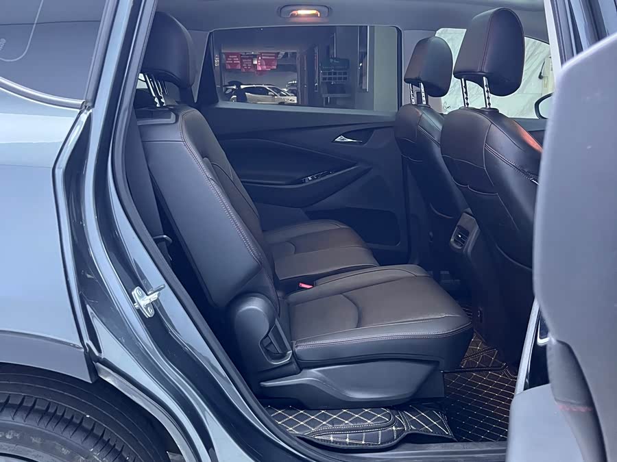 Chevrolet Orlando 2019 #12 Chevrolet Orlando 2019 car image #12