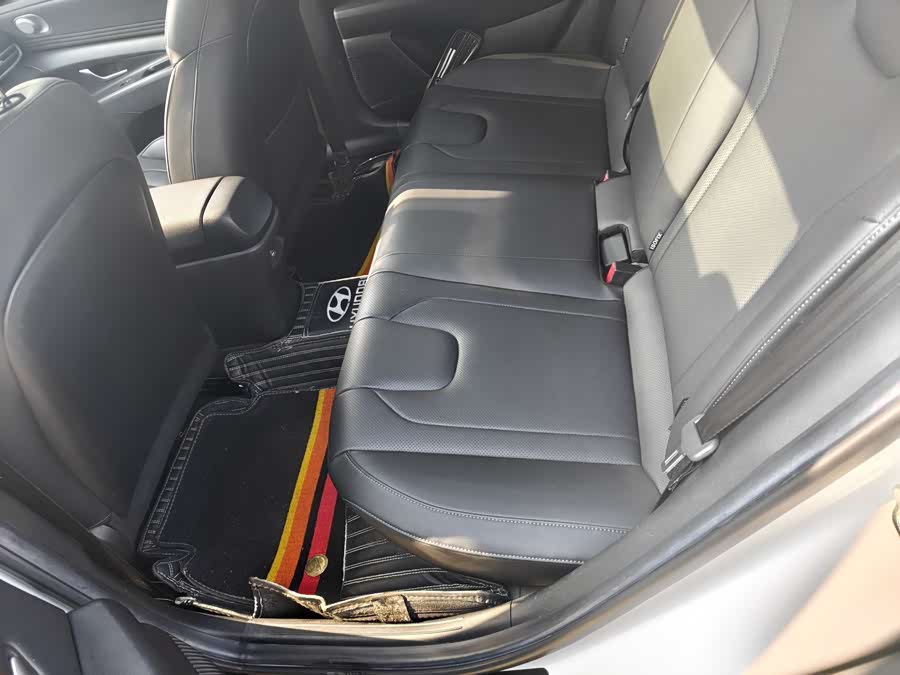 Hyundai Elantra 2021 car image #12