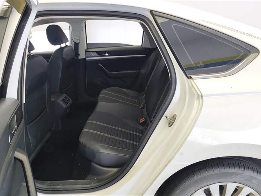 Volkswagen Lavida 2021 car image #12