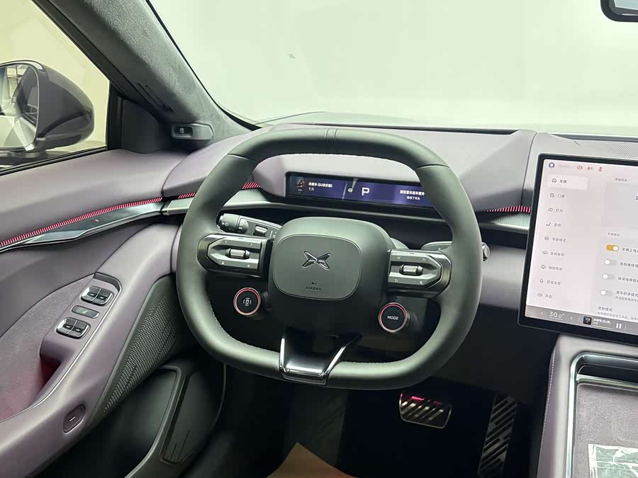 小鹏 小鹏P7 2025 汽车图片 #12
