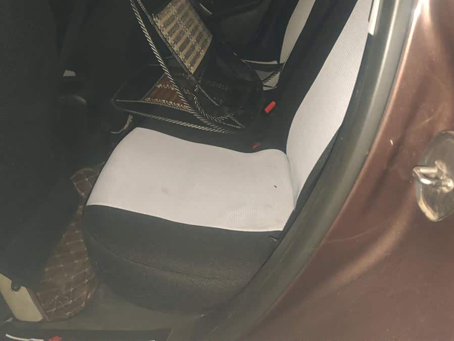 Peugeot 2008 2016 car image #12