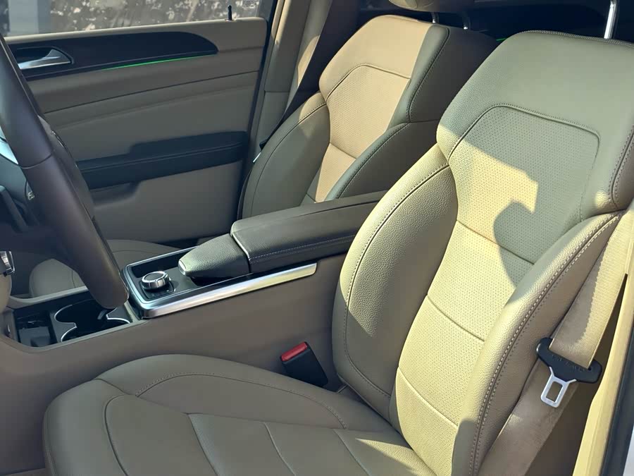 Mercedes-Benz M Class 2015 صورة سيارة #12