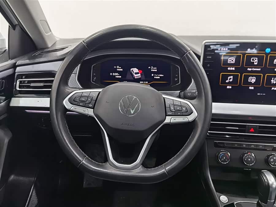 Volkswagen Lavida 2022 car image #12