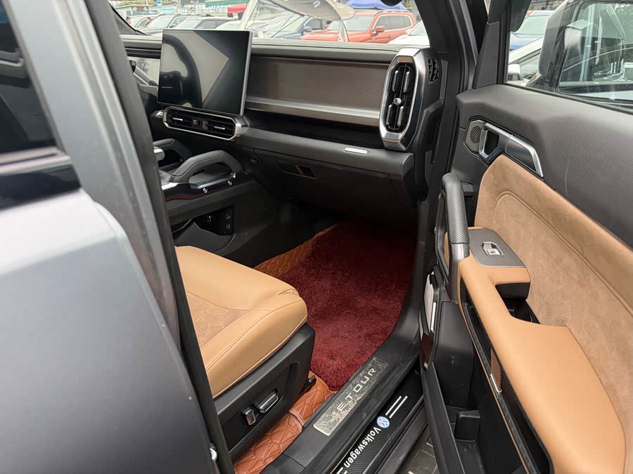 Jetour Traveller 2023 car image #12