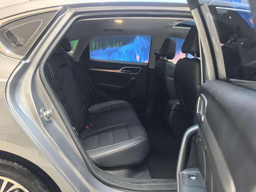 MG 6 New Energy 2018 #12 MG 6 New Energy 2018 car image #12