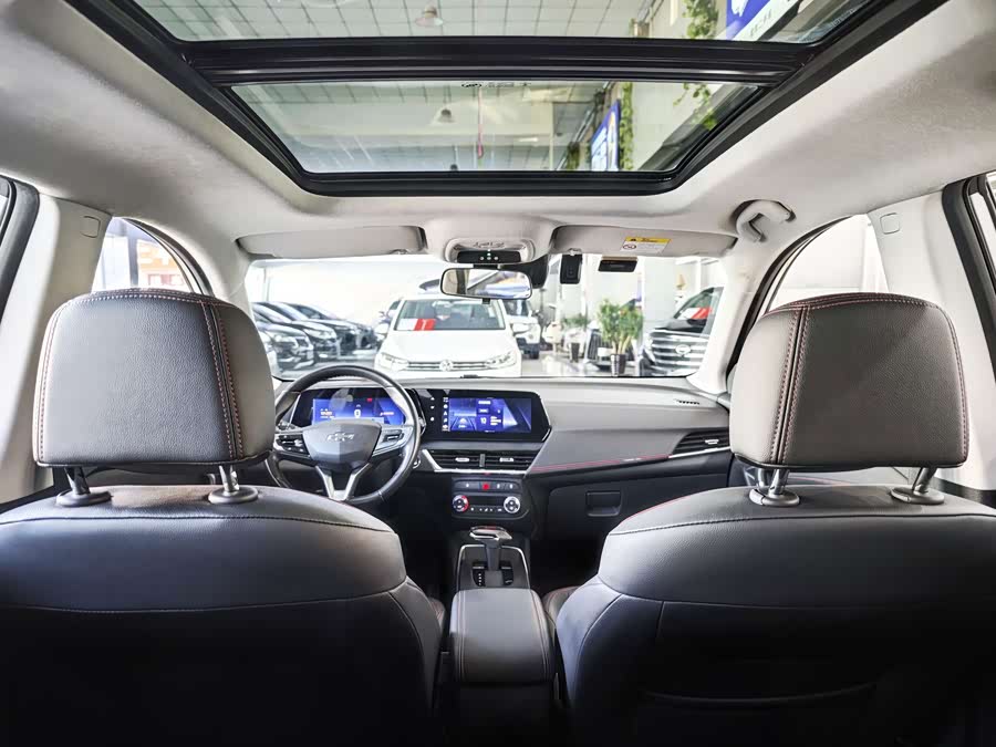 Chevrolet Tracker 2022 #12 Chevrolet Tracker 2022 car image #12