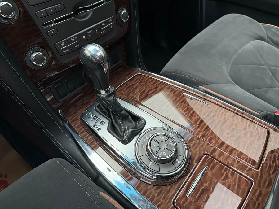 日产 途乐 2017 汽车图片 #12