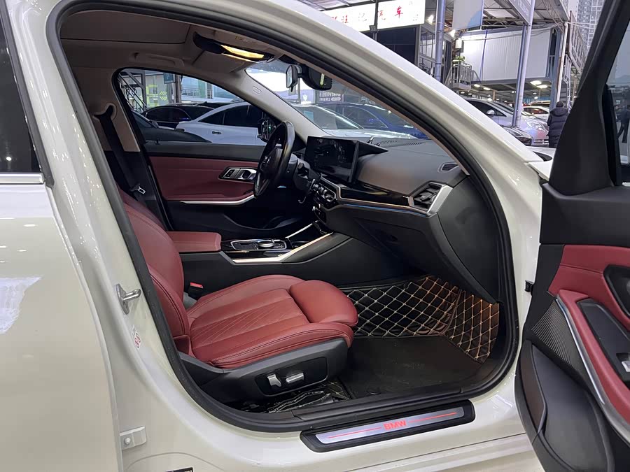 BMW i3 2023 car image #12