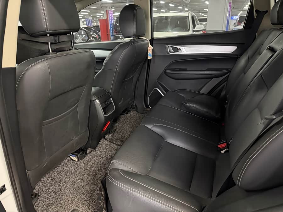 GEELY Vision X6 2019 car image #12