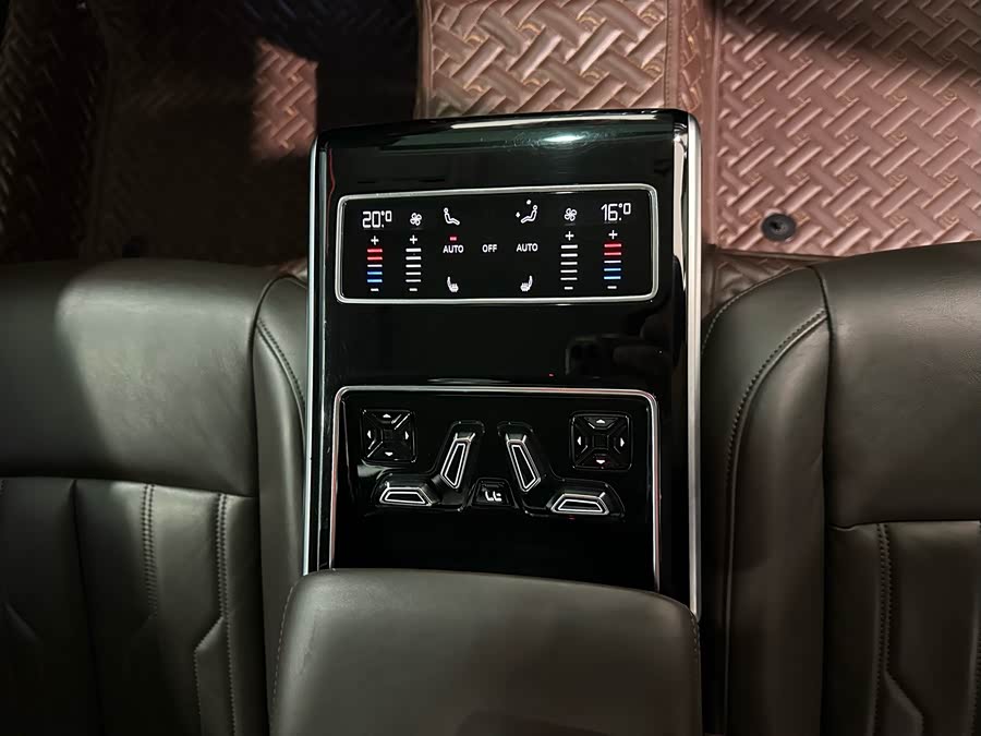 Audi A8 2019 image de voiture #12