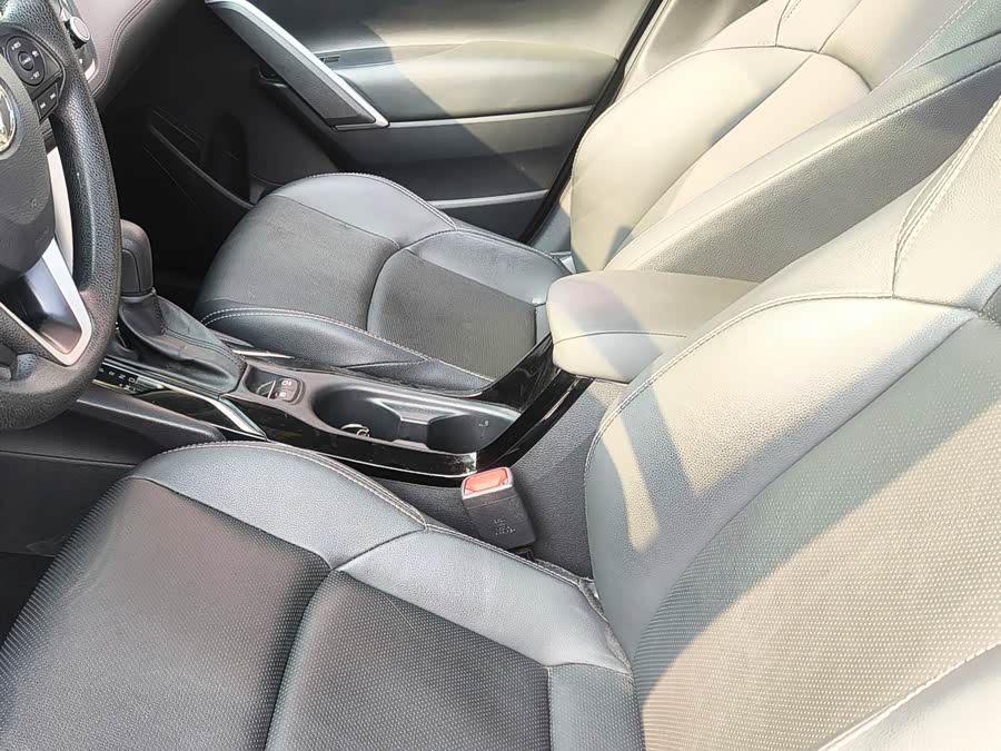 Toyota Frontlander 2022 #12 Toyota Frontlander 2022 immagine di auto #12