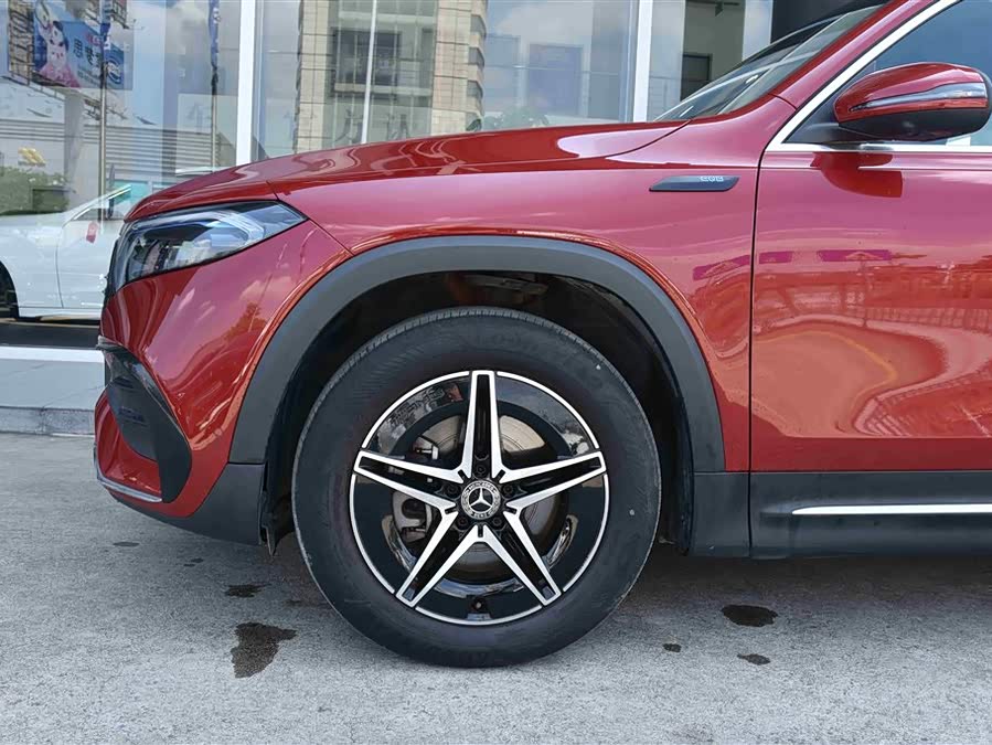 Mercedes-Benz EQB Class 2025 car image #12