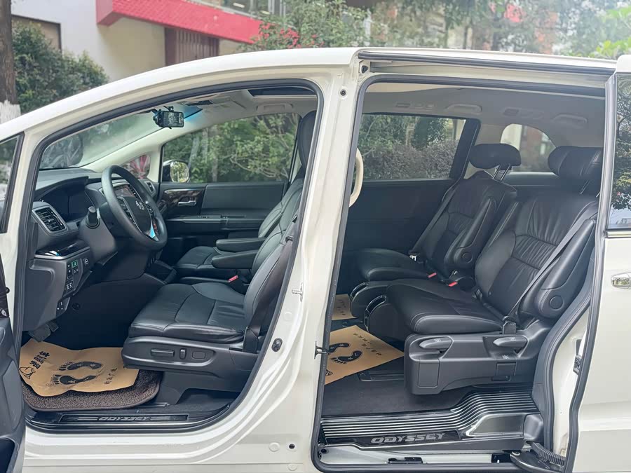 Honda ODYSSEY 2020 immagine di auto #12