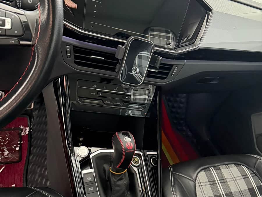 Volkswagen Tayron 2021 car image #12