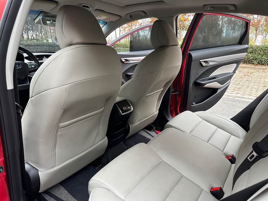 GEELY Binray 2018 imagen de coche #12
