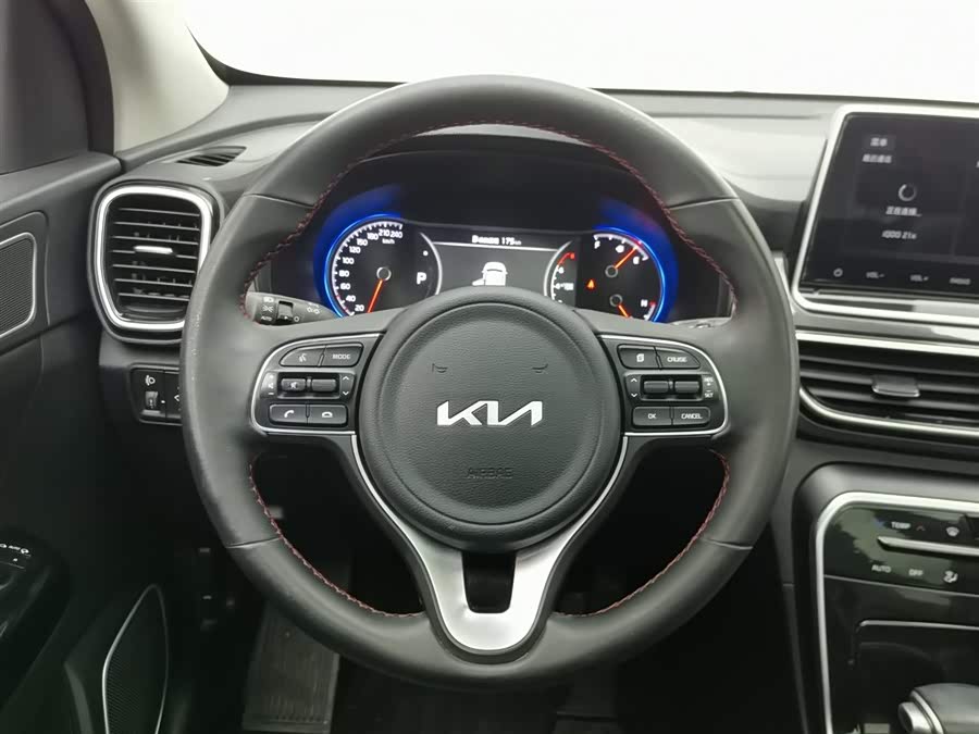 Kia KX5 2022 immagine di auto #12