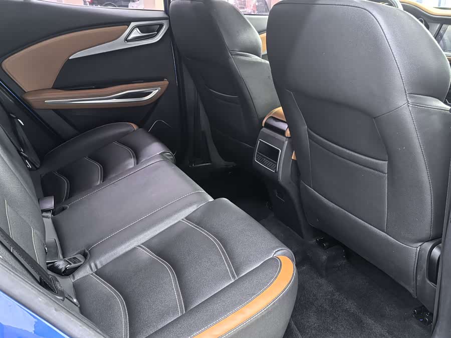 众泰 众泰T300 2017 汽车图片 #12