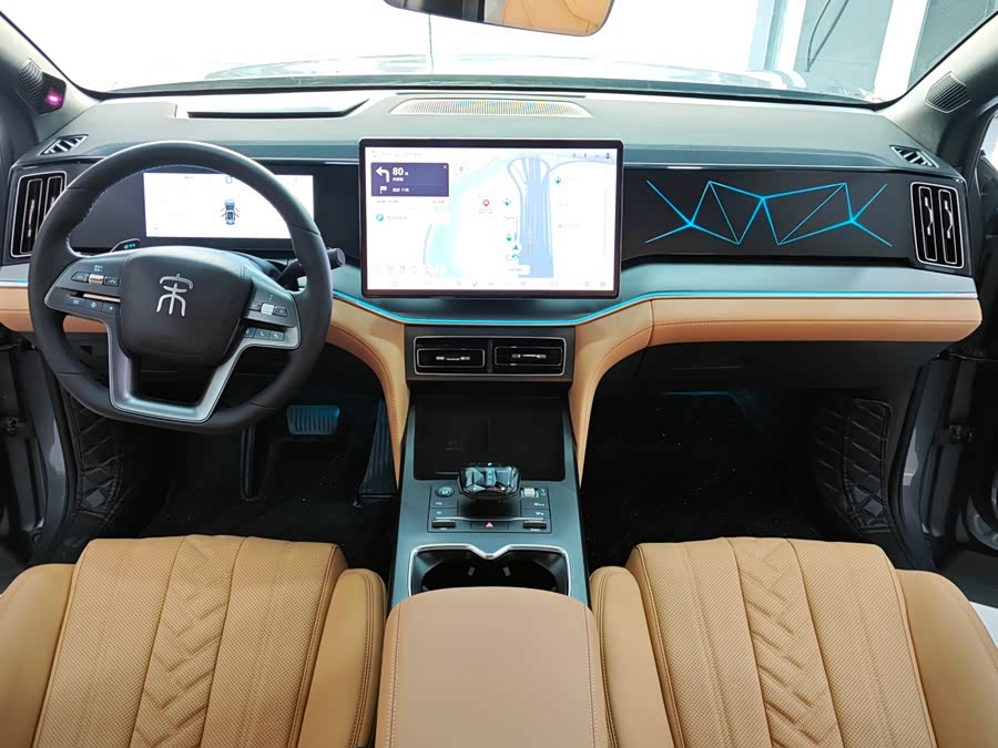 BYD SongL DM-i 2025 car image #12