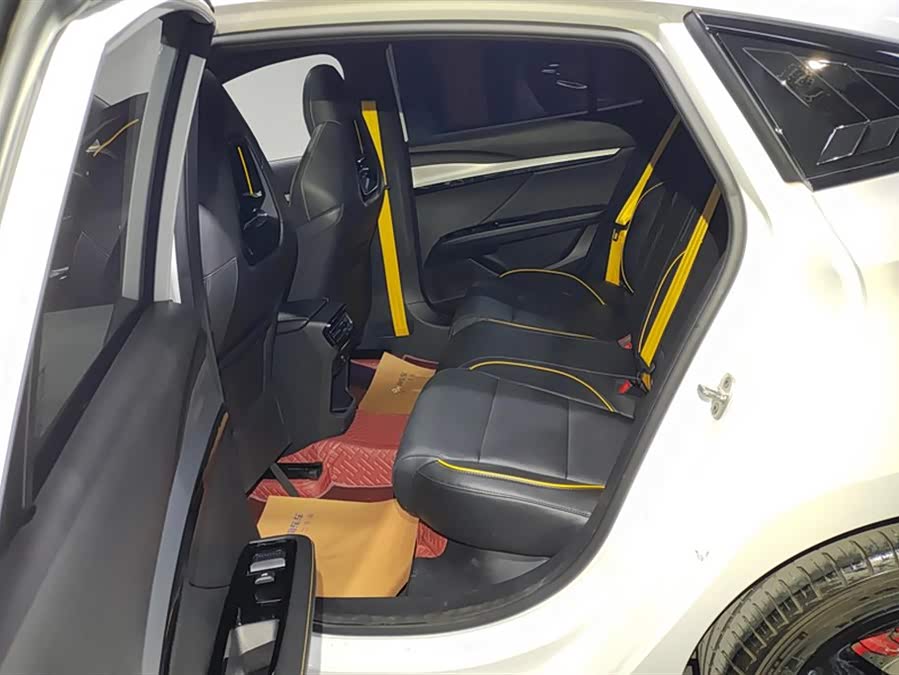 MG 5 Scorpio 2023 car image #12