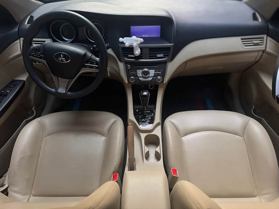 Soueast V5 Lingzhi 2014 car image #12