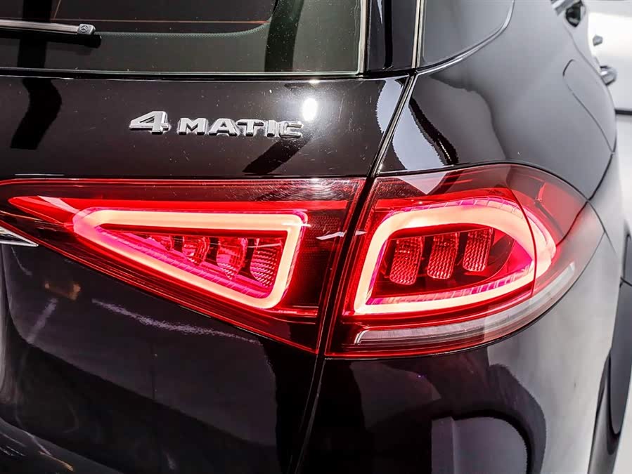 Mercedes-Benz GLE Class New Energy 2021 car image #12