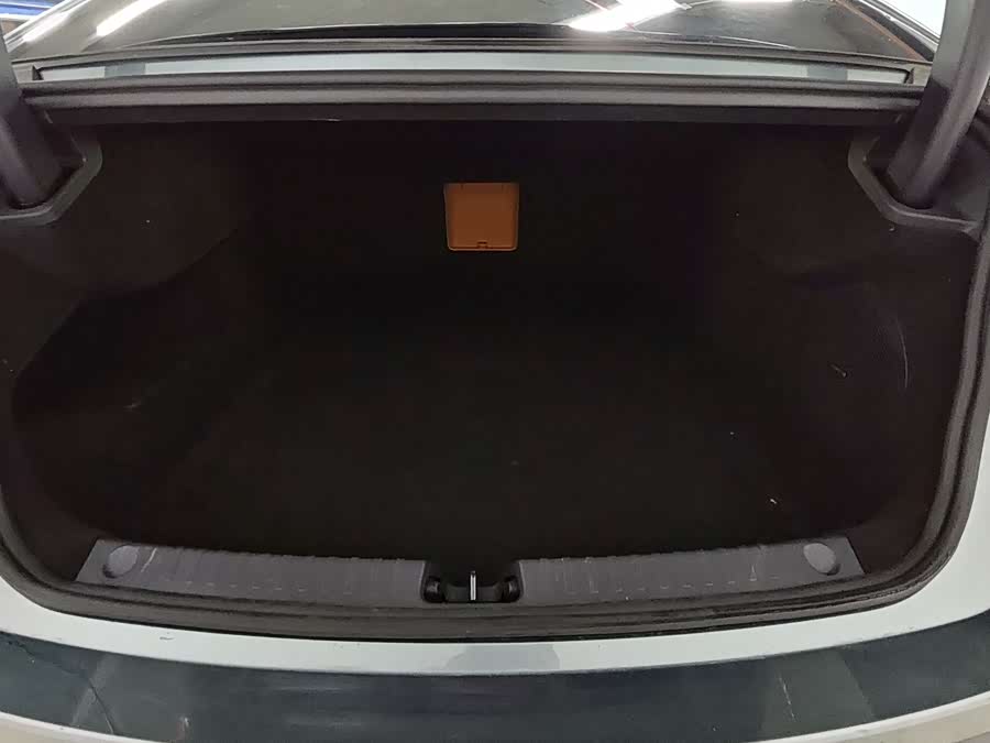 BYD HanL 2025 #12 BYD HanL 2025 car image #12