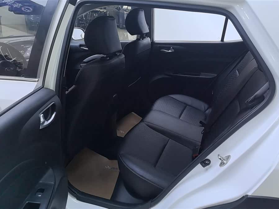 Kia KX1 2019 immagine di auto #12