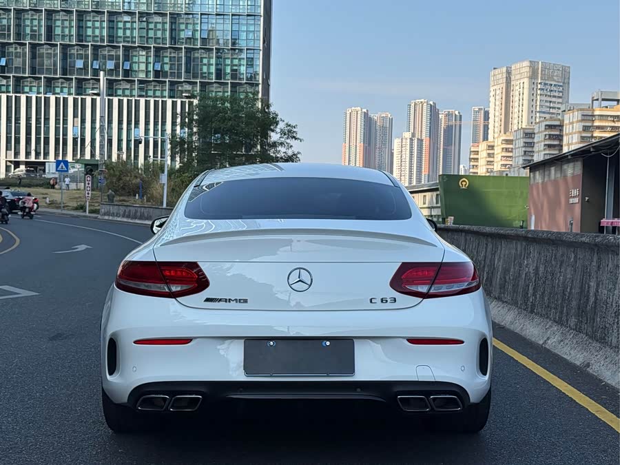 Mercedes-Benz C AMG 2019 immagine di auto #12