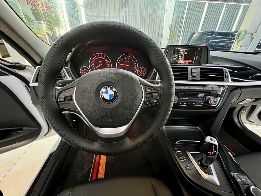 BMW 3 Series 2016 car image #12