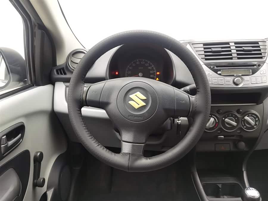 Suzuki 2014 car image #12