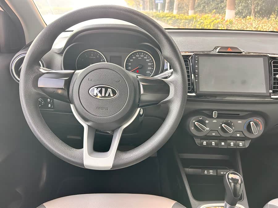 Kia 2019 #12 Kia 2019 car image #12
