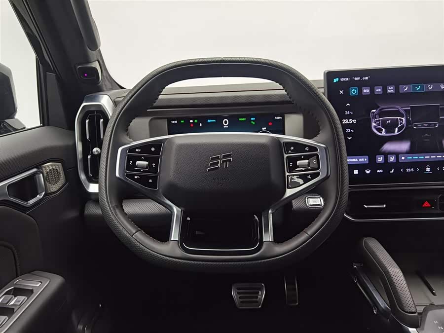 Jetour T2 2024 car image #12
