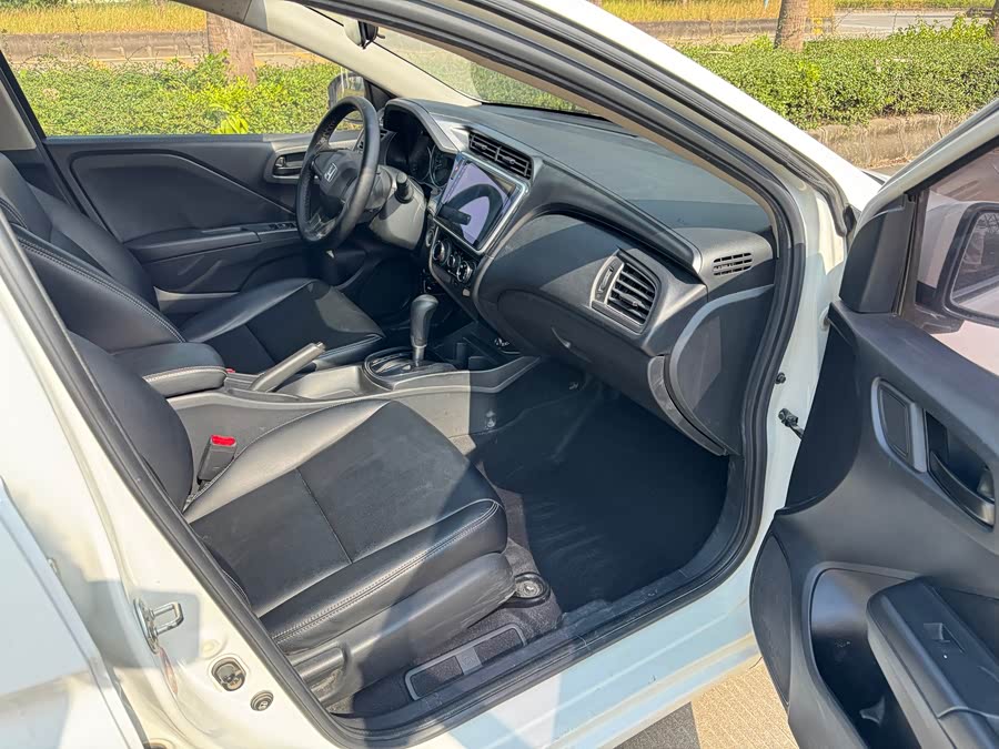 Honda City 2018 imagem de carro #12