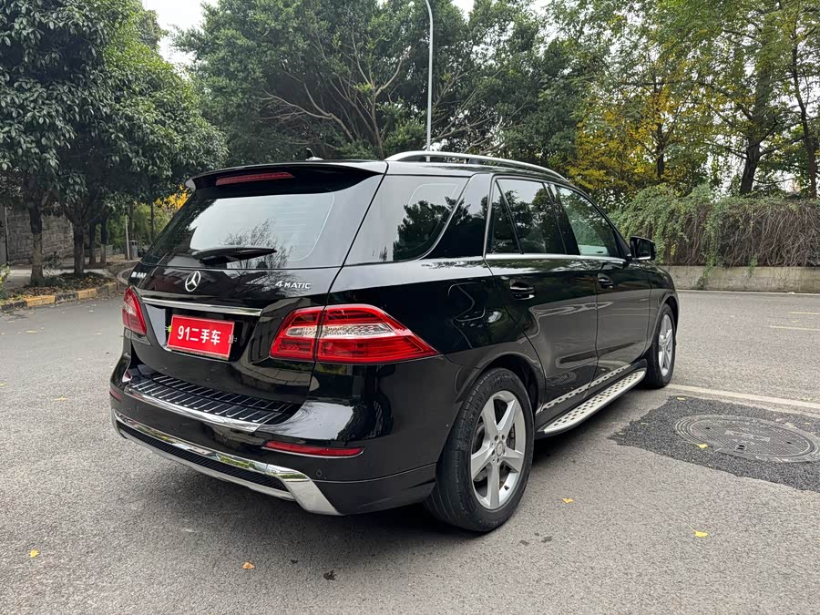 Mercedes-Benz M Class 2014 car image #12