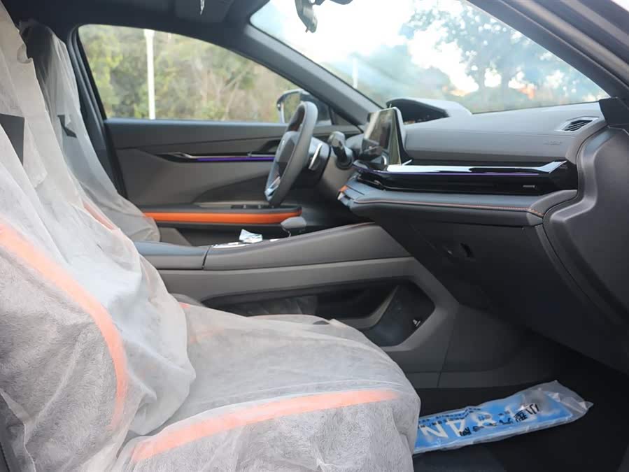 Changan UNI-V 2025 #12 Changan UNI-V 2025 immagine di auto #12