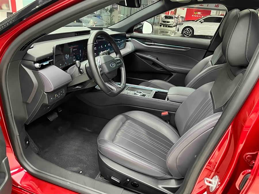 Ford Mondeo 2024 car image #12