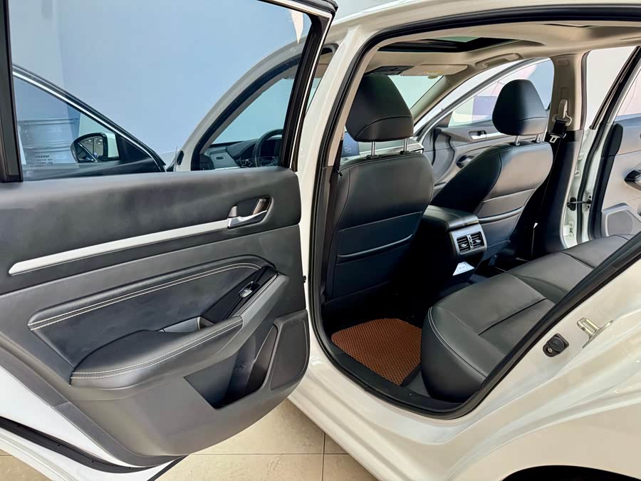 日产 日产N7 2025 汽车图片 #12