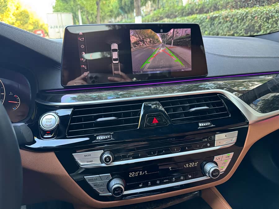 BMW 5 Series 2018 #12 BMW 5 Series 2018 car image #12