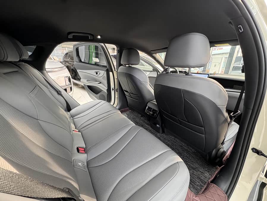 BYD Seal 07 DM-i 2024 imagen de coche #12