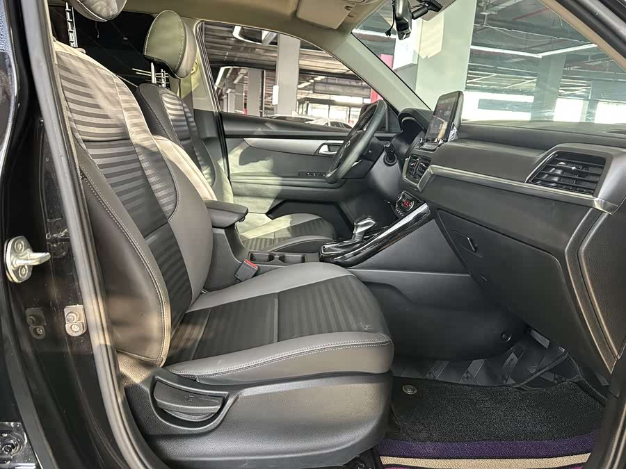 起亚 智跑 2020 汽车图片 #12