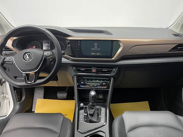 Volkswagen Tharu 2021 #12 Volkswagen Tharu 2021 car image #12