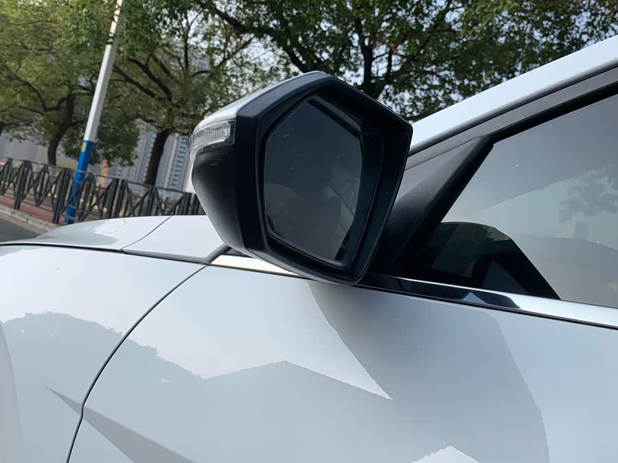 Hyundai Elantra 2022 car image #12