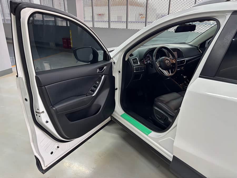 Mazda CX-5 2016 car image #12