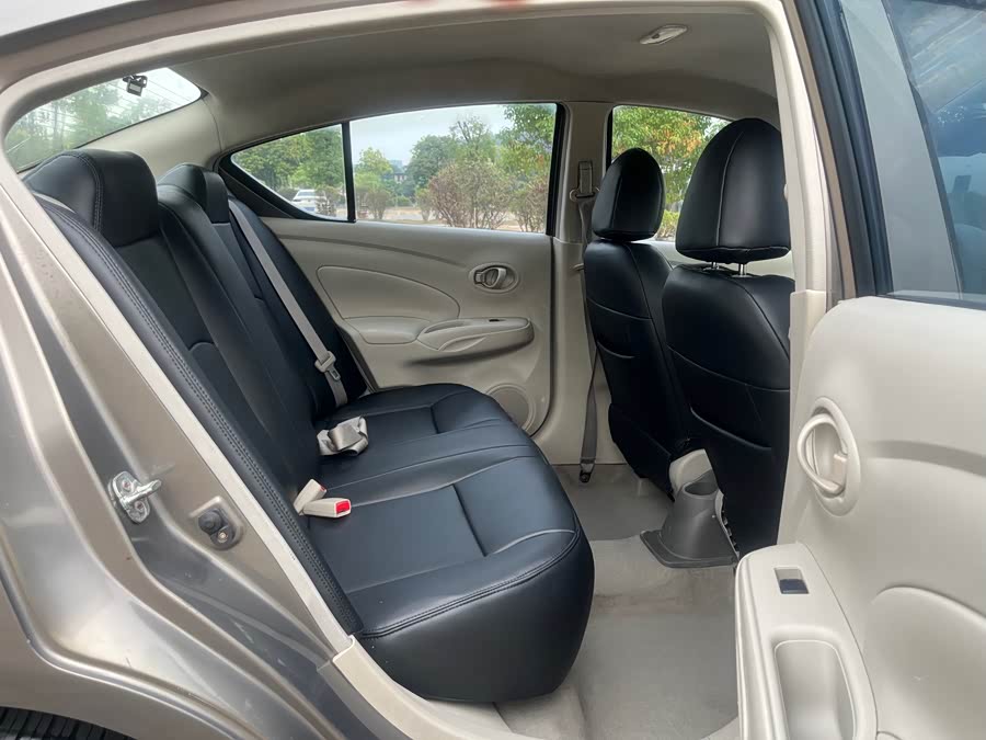 Nissan Sunny 2012 #12 Nissan Sunny 2012 car image #12