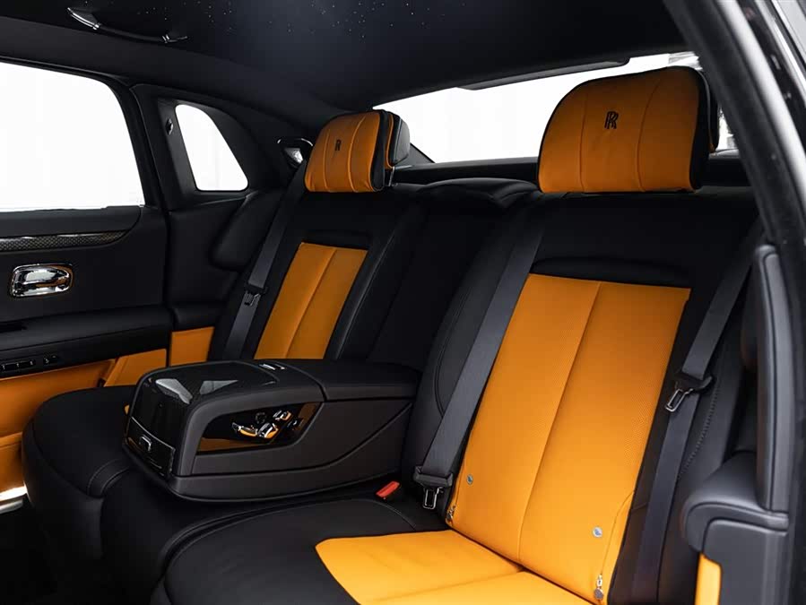 劳斯莱斯 古思特 2021 汽车图片 #12