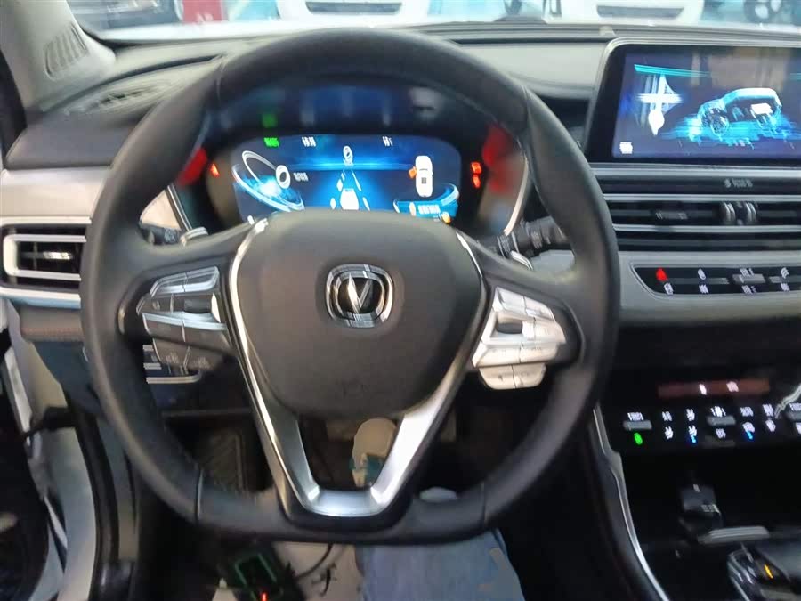 Changan CS75 2019 car image #12