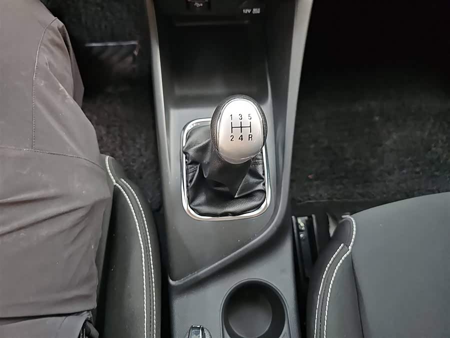 Changan Alsvin 2020 #12 Changan Alsvin 2020 car image #12