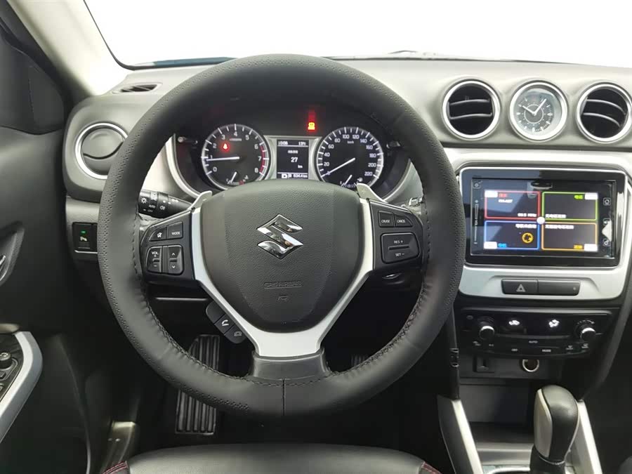 铃木 维特拉 2016 汽车图片 #12